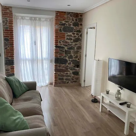 Piso En Castrillon A 1.5 Km De La Playa De Salinas Апартаменты Пьедрас Бланкас