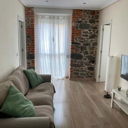 Piso En Castrillon A 1.5 Km De La Playa De Salinas * Пьедрас Бланкас