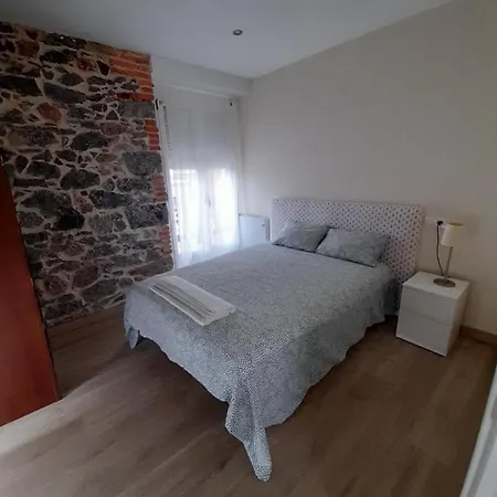 Piso En Castrillon A 1.5 Km De La Playa De Salinas * Пьедрас Бланкас